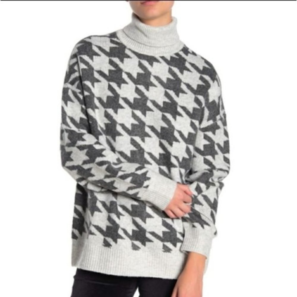 Vince Camuto Cozy Houndstooth Turtleneck Sweater